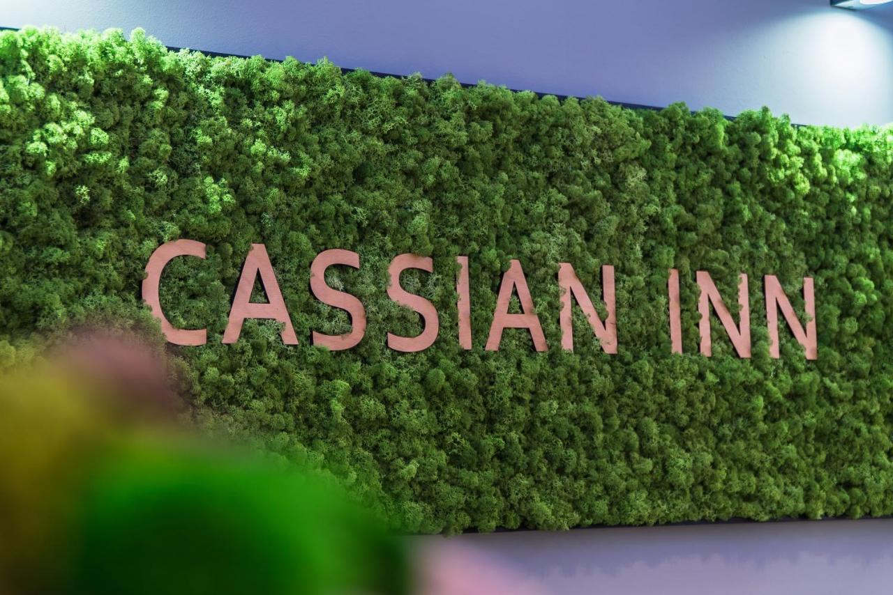 פרטיזנסקה Cassian Inn מראה חיצוני תמונה